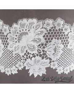 Scalloped Lace Garland Mesh Stencil