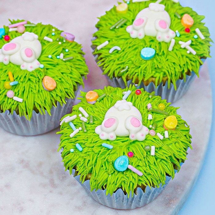 Icing Bunny Butts Set of 18