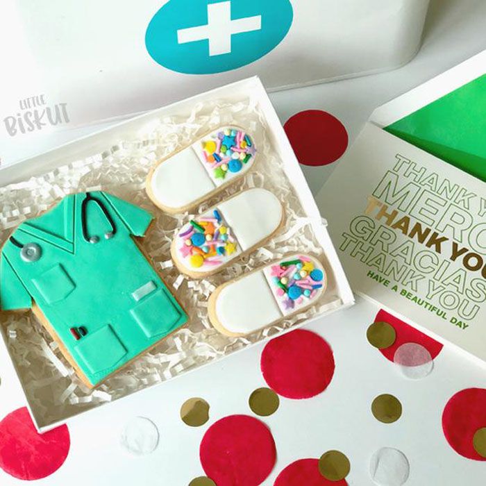 Cookie Embosser Set Scrubs