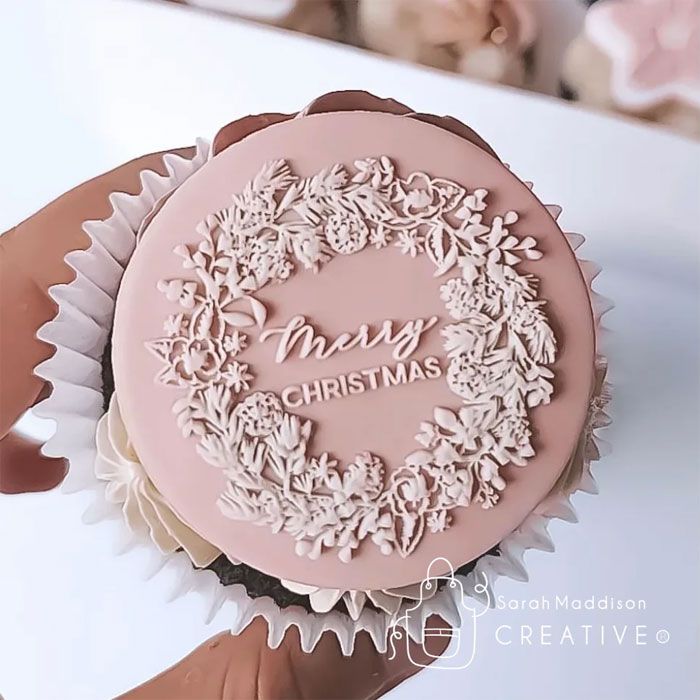 Cookie Debosser Merry Christmas Wreath