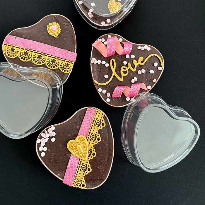 Individual Heart Pans with Lids Set of 10