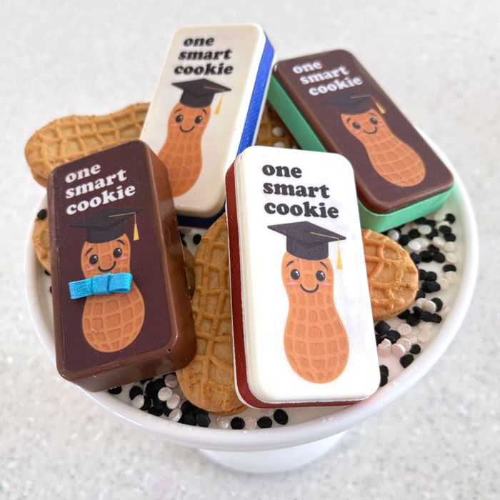 Icing Sheets Nutter Butter One Smart Cookie Grad (SKU NBG25)