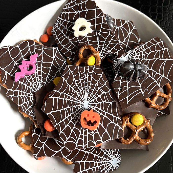 Chocolate Transfer Spider Webs